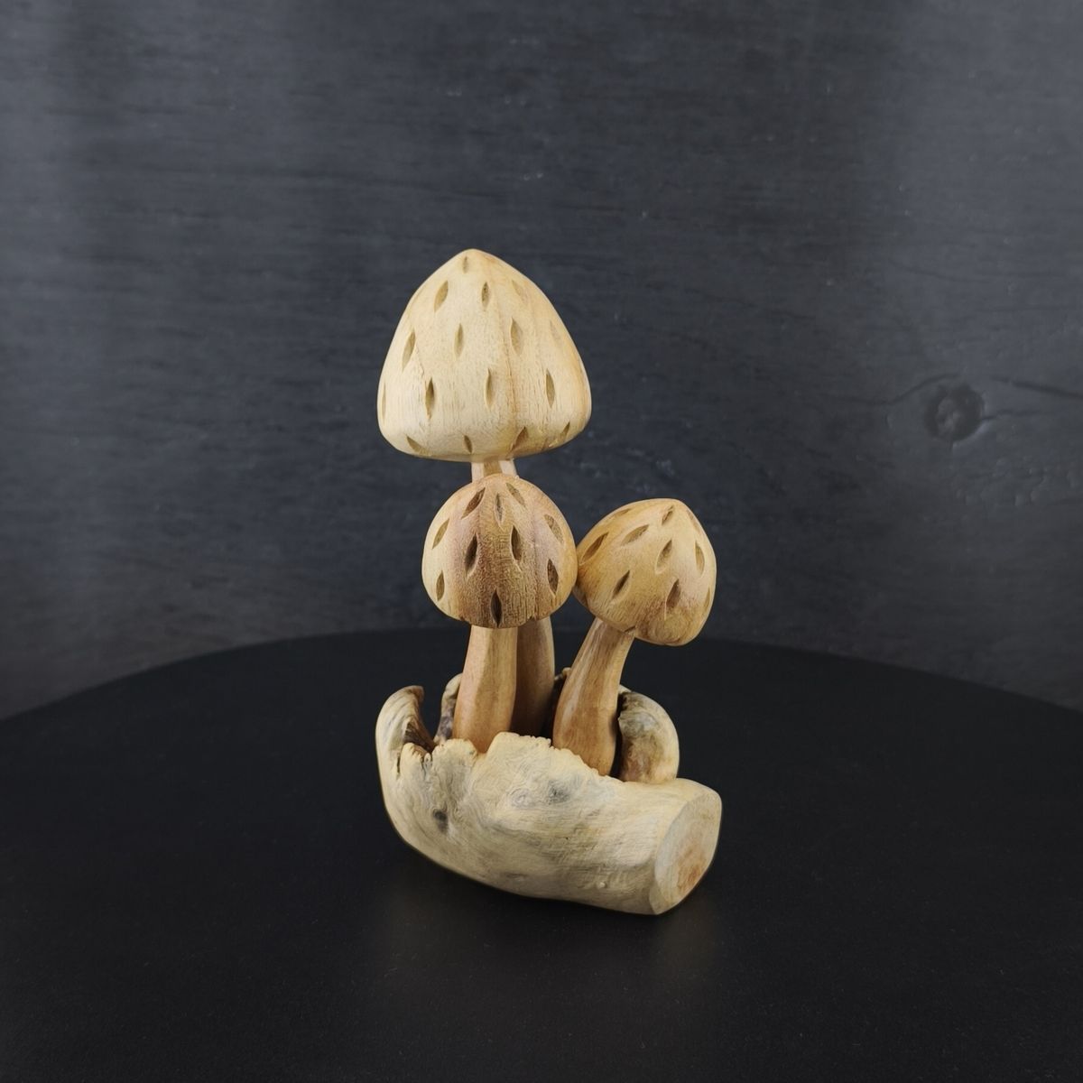 Lestarie-Handicraft
